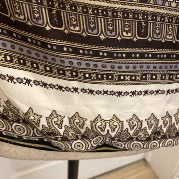 Beulah scarf print long sleeve top, M - Picture 8 of 12